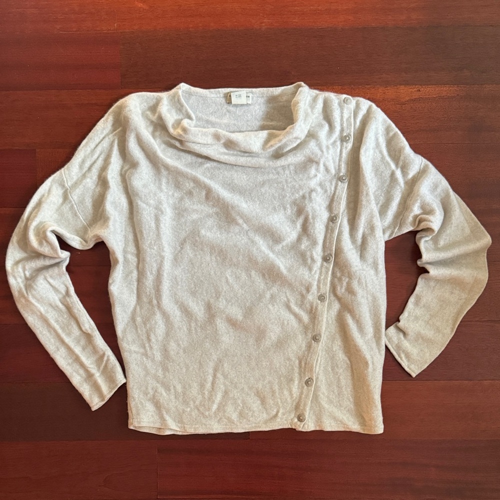 Club Monaco Simisola cashmere sweater